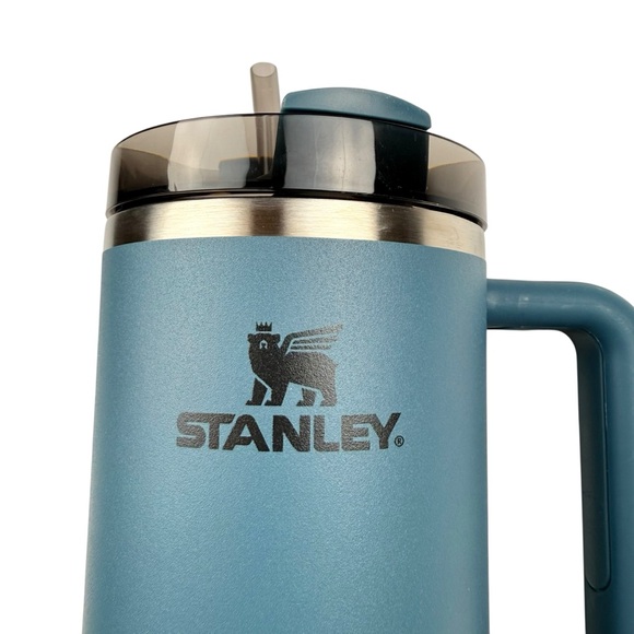 Stanley The Quencher H2.0 Flowstate Tumbler, 40 oz. - Picture 3 of 11